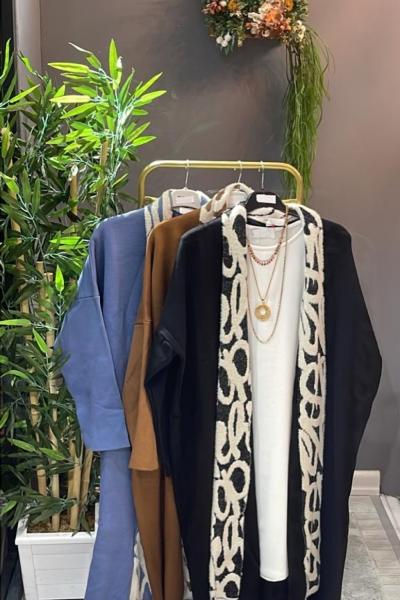 KÜRKLÜ HIRKA  Siyah