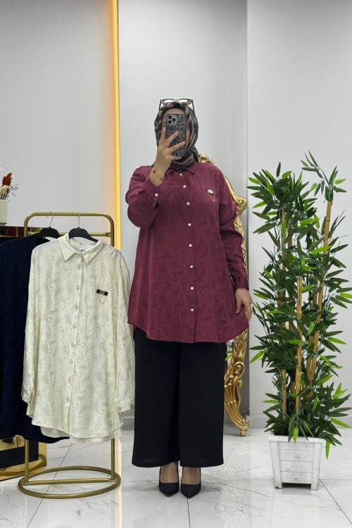 Laura Tunik  Bordo