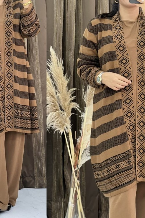 SEBOŞ ÜÇLÜ TAKIM  Camel