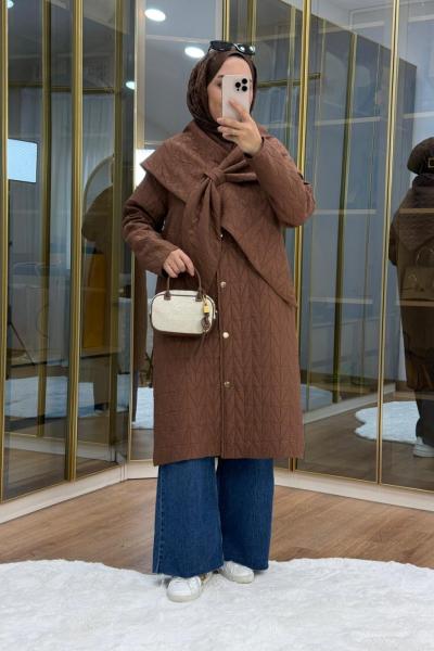 Şal Detaylı Kapitone Mont Kahverengi