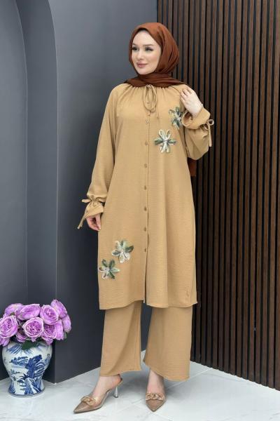 Çiçek Desenli Takım - Camel