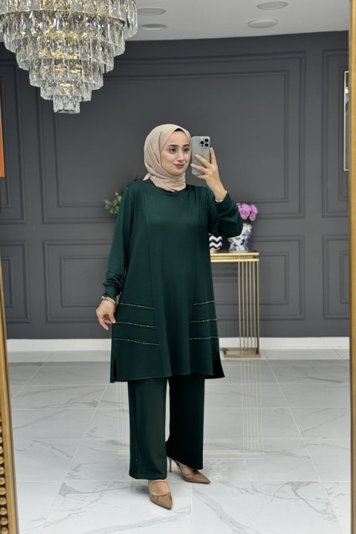 Sabriye tesettur takım -zümrüt