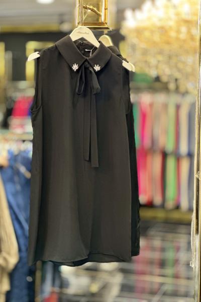 0112 Yakası Taşlı Kolsuz İçlik Siyah