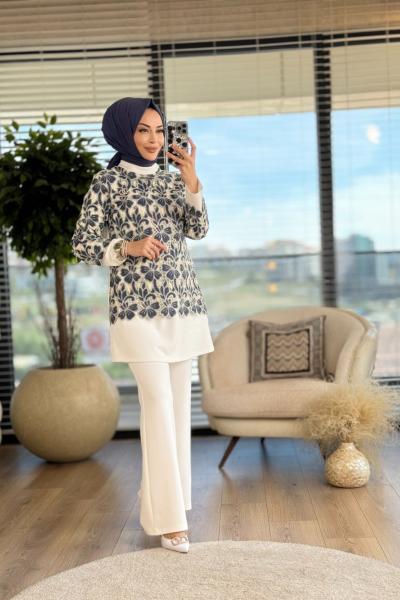 02-1995 Üst Dantel Detaylı Bluzlu Takım Ekru Lacivert