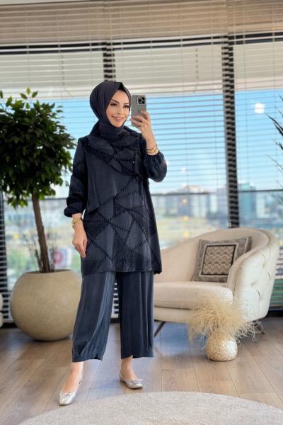 02-2233 Ön Parça Üstü Taş İşlemeli Takım Siyah