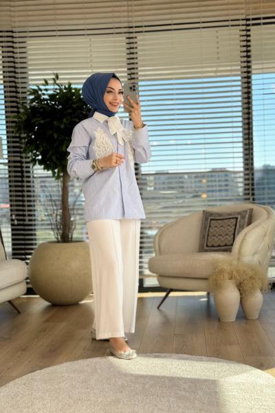 1000 Çizgili Ön Dantel İşlemeli Gömlek Mavi