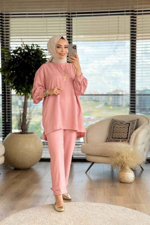 100251 Yandan Düğme Detaylı Takım Pudra