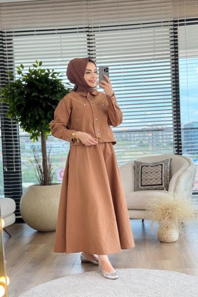 10484 Metal Düğmeli Etekli Takım Kahve