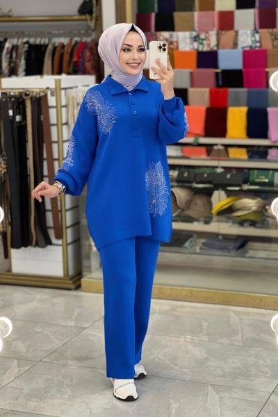 1220 Önü Ve Kolları Yaprak Taş Baskılı Triko Takım Saks