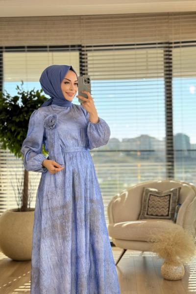 12545 Batik Desen Çiçek Broşlu Elbise Mavi