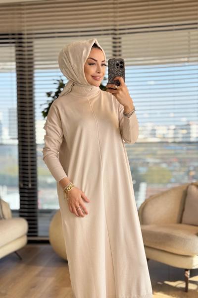 130 Önü Boyuna Çizgi Detaylı Triko Elbise Bej