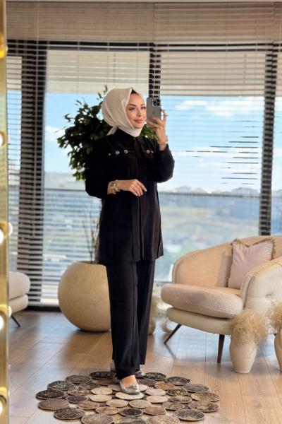 1326 Robası Metal Aksesuarlı Takım Siyah