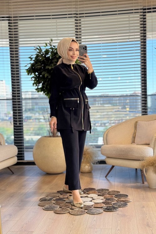 1377 Önü Büyük Cepli Takım Siyah