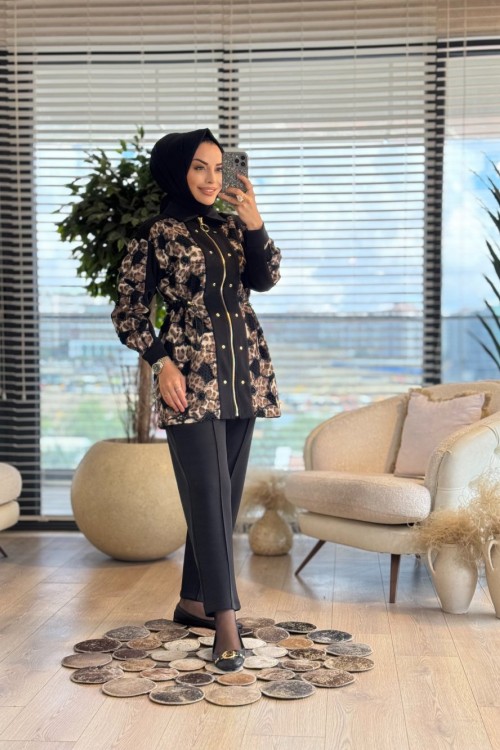 1402 Üstü Leopar Desenli Fermuarlı Takım Leopar