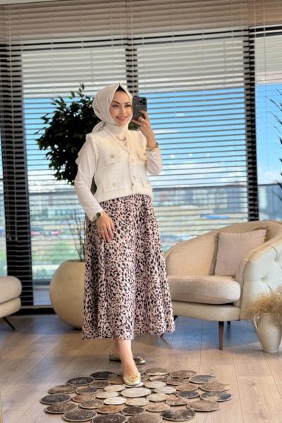 140363 Angora Sim Ve Püskül Detaylı Triko Yelek Ekru