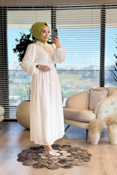 1412 Şifon Zikzak Desenli Patı Taşlı Elbise Ekru