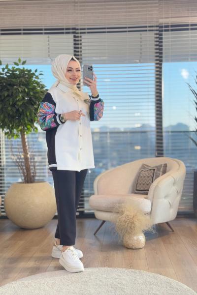 14287 Kol Ve Omuz Kabartma Desenli Takım Siyah Ekru