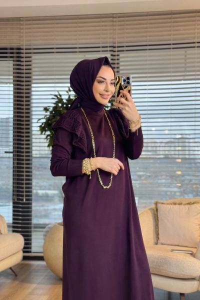 143 Omzu Dantel Detaylı Triko Elbise Mürdüm