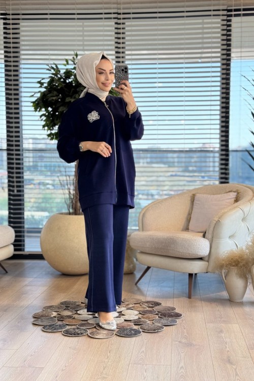 14305 Çiçek Broşlu Fermuarlı Takım Lacivert