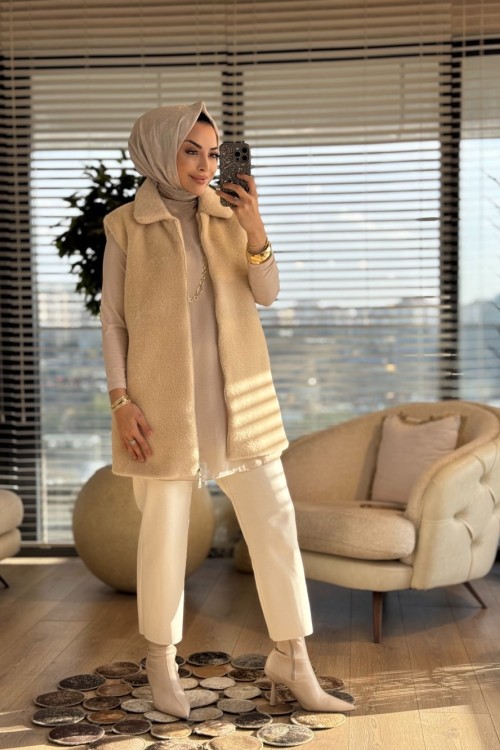 15238 Peluş Önden Fermuarlı Yelek Bej