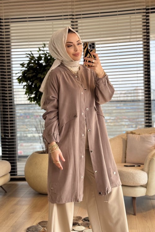 15259 Önü Parça Ve Çıtçıtlı Kap Vizon