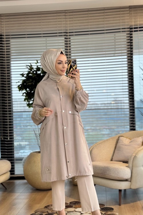 15259 Önü Parça Ve Çıtçıtlı Kap Bej