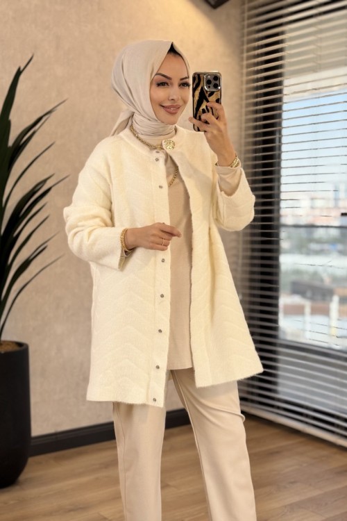 171 Angora V Desenli Kısa Hırka Ekru