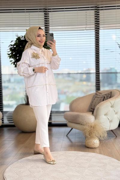 2053 Çizgili Biye Ve Broşlu Gömlek Gold