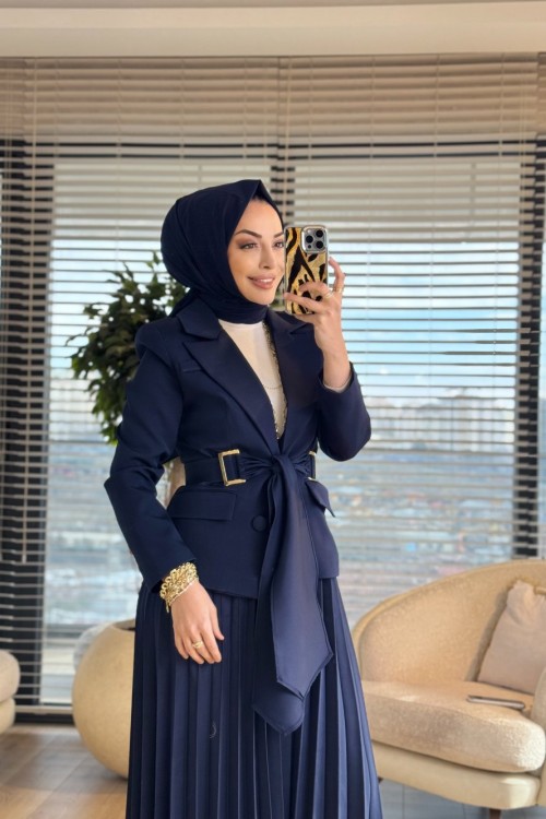 2194-1 İki Düğme Ceket Pilise Etekli Takım Lacivert