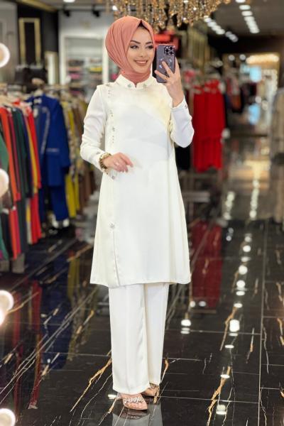 22044 Sol Tarafı Boyuna Taşlı Takım Ekru