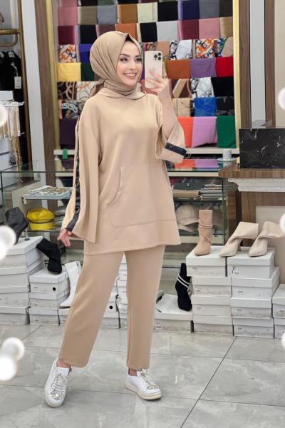 22193 Omuz Kolları Deri Ve Metal Detaylı Takım Latte