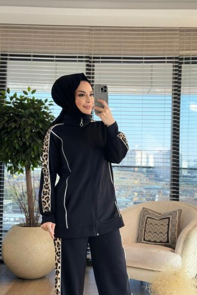 22605 Omuz Ve Pantolon Yanı Leopar Desenli Takım Siyah