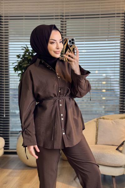 22678 Kolları Bağcıklı Ön Metal Düğmeli Takım Kahve