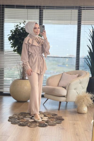 22722 Robası Fırfır Detaylı Takım Bej