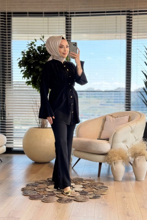 22728 Metal Düğmeli Kalın Manşetli Takım Siyah