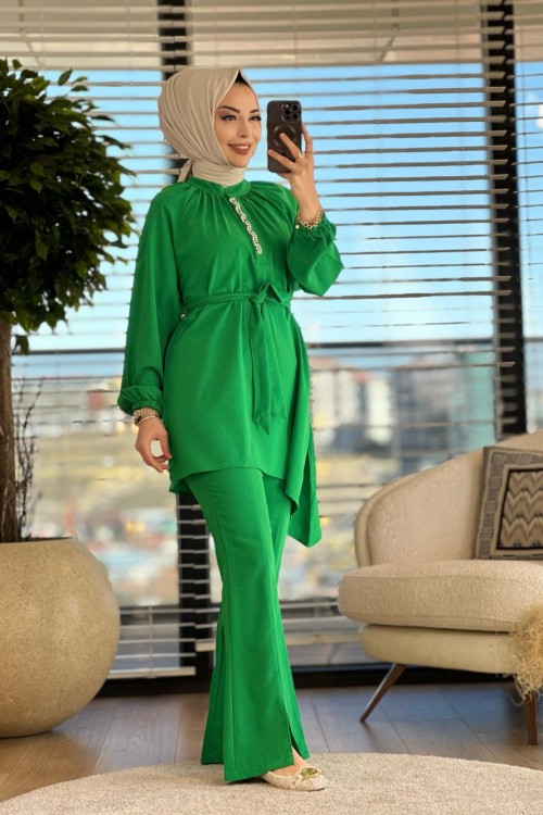 2350 Patı Taş İşlemeli Asimetrik Takım Benetton