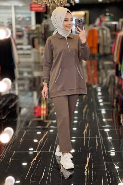 2396 Cep Üstü Taşlı Patı Fermuarlı İki İplik Takım Kahve