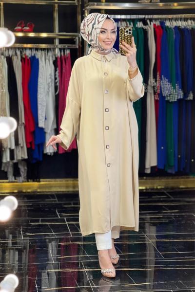 23YT510 Önü Kare Metal Çıtçıt Yarasa Kol Tunik Bej