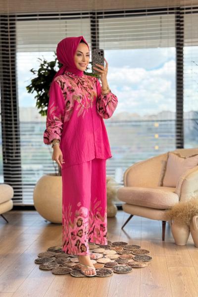 25TK484 Yaka Kol Ve Paçası Desenli Takım Fuşya