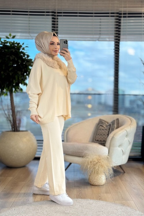 24W2041 Matal Takım Krem