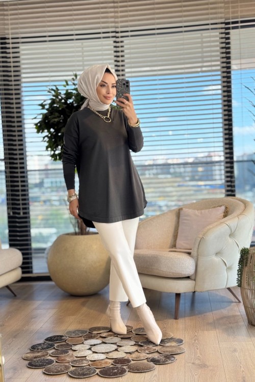 25004 Eteği Oval Sıfır Yaka Triko Tunik Haki