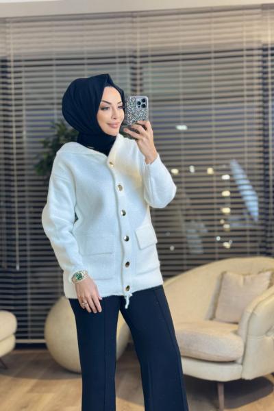 2502 Saçak Kapşonlu Çıtçıtlı Hırka Ekru