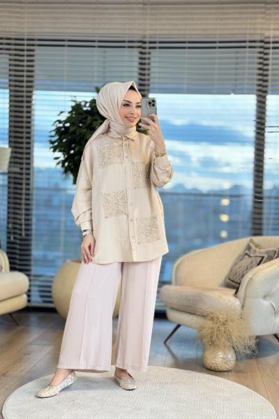2502006 Ön Dantel Parça Üstü Taş İşli Gömlek Bej