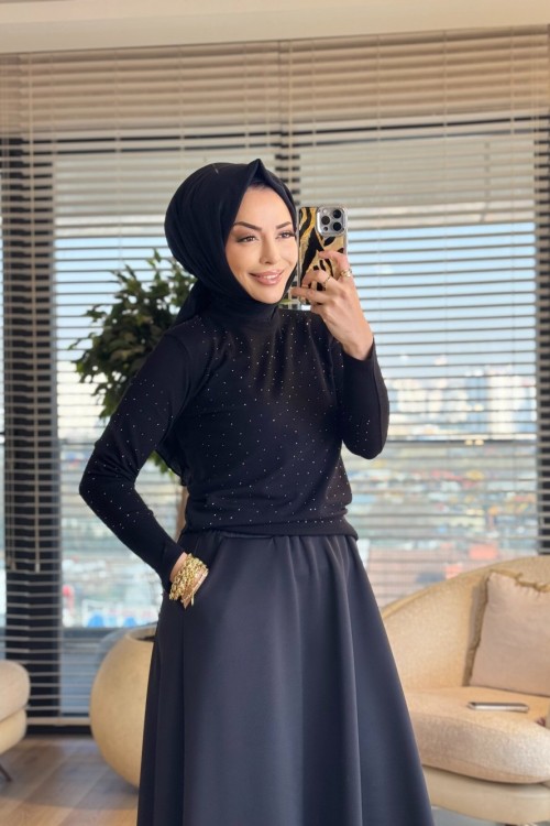 25199 Ön Ve Kolları Taş Detay Triko Kazak Siyah