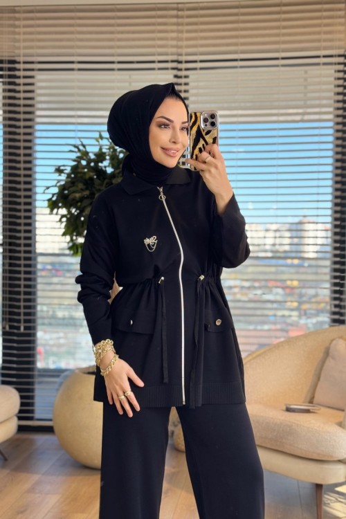 25200 Spor Fermuarlı Broşlu Triko Takım Siyah