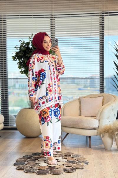 2554 Otantik Desen Takım Ekru Kırmızı