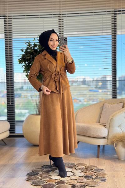 2573 Süet Beli Kuşaklı Etekli Takım Taba