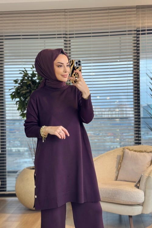 2583 Yanları Düğmeli Triko Takım Mürdüm