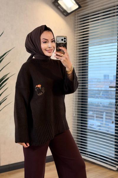 2636 Kedi Nakışlı Triko Kazak Kahve