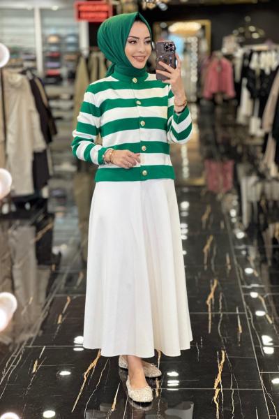 2796 Enine Kalın Çizgili Kısa Hırka Benetton